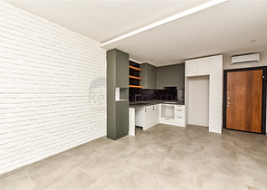 Квартира с видом на море в 200м от пляжа Клеопатра