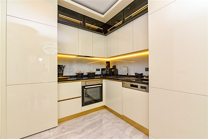 Квартира 1+1 в люкс комплексе в центре Алании