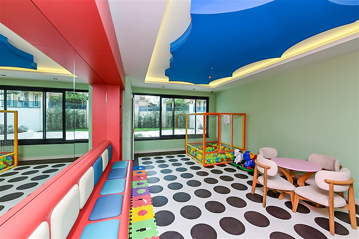 Квартира 1+1 в люкс комплексе в центре Алании