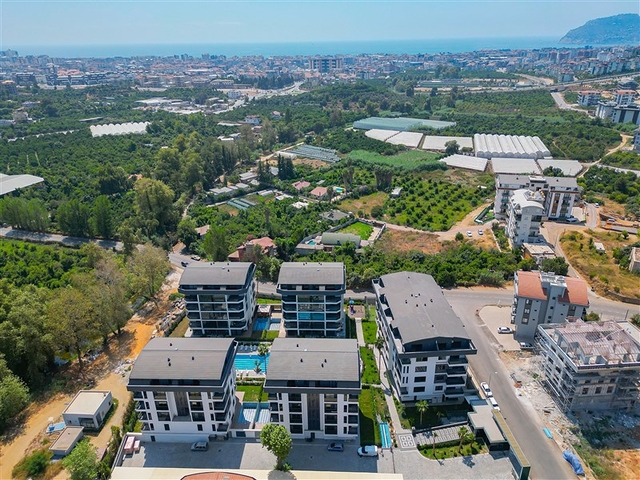 Трехкомнатный пентхаус с дизайнерским ремонтом