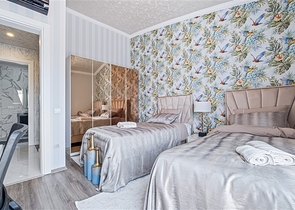 Трехкомнатный пентхаус с дизайнерским ремонтом