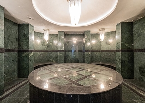 Трехкомнатный пентхаус с дизайнерским ремонтом