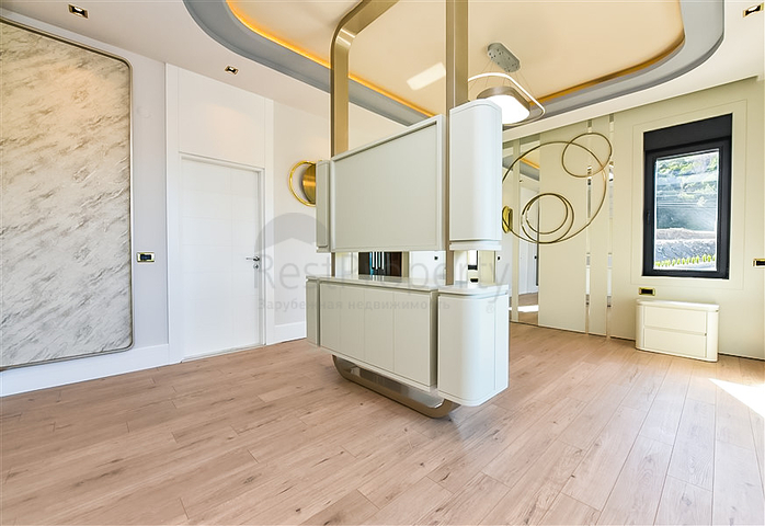 Роскошная вилла 4+1 в районе Каргыджак