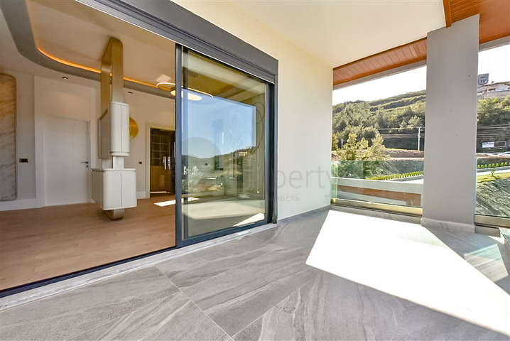 Роскошная вилла 4+1 в районе Каргыджак