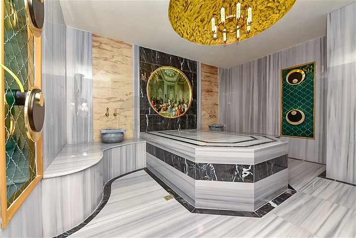 Роскошная вилла 4+1 в районе Каргыджак