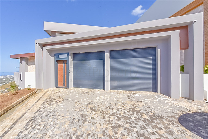 Роскошная вилла 4+1 в районе Каргыджак