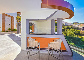 Роскошная вилла 4+1 в районе Каргыджак