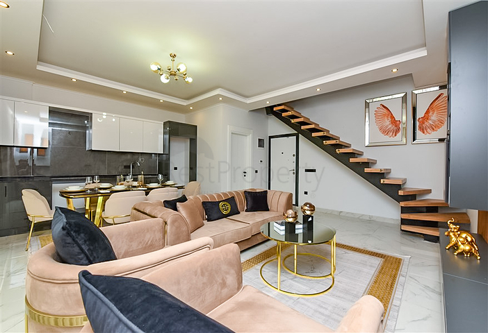 Уютный садовый дуплекс в районе Оба