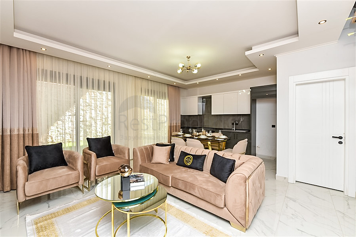 Уютный садовый дуплекс в районе Оба