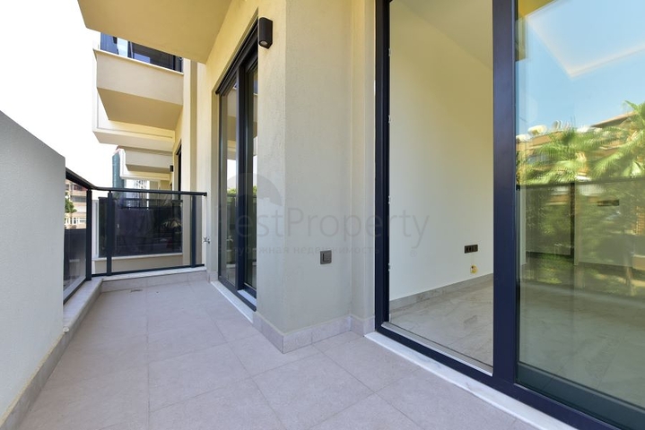 Квартира 1+1 в новом комплексе всего в 400 м от моря в центре Алании 