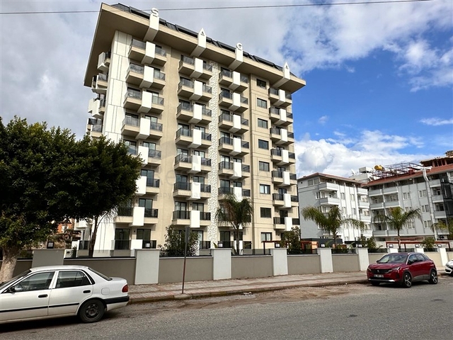 Квартира 1+1 в новом комплексе всего в 400 м от моря в центре Алании 