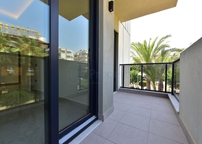 Квартира 1+1 в новом комплексе всего в 400 м от моря в центре Алании 