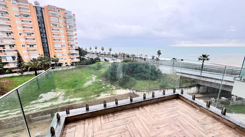 Квартира 1+1 на первой береговой линии с видом на море