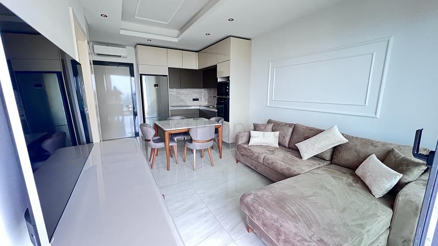 Квартира 1+1 на первой береговой линии с видом на море