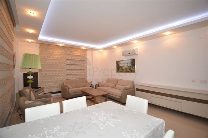 Меблированная трехкомнатная квартира в Тосмуре