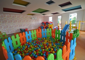 Меблированная трехкомнатная квартира в Тосмуре