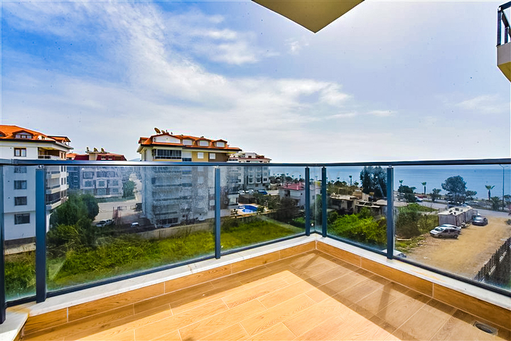 Квартира с видом на море в районе Кестель