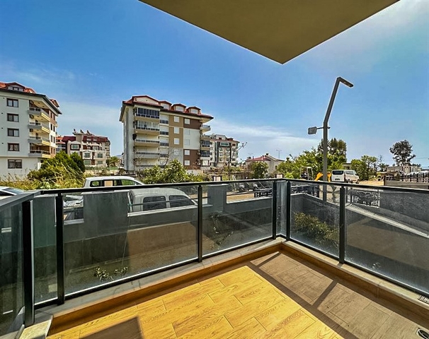 Квартира 2+1 со своим садом в Кестеле