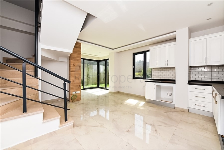 Квартира 2+1 со своим садом в Кестеле