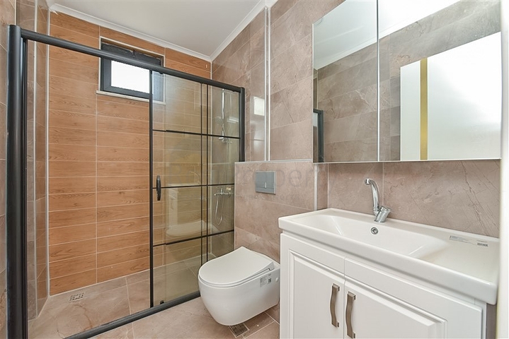 Квартира 2+1 со своим садом в Кестеле