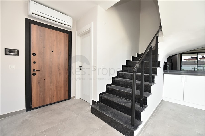 Пентхаус 3+1 в новом жилом комплексе в районе пляжа Клеопатры