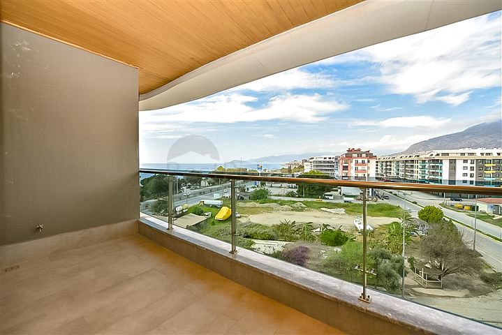 Квартира с видом на море на первой береговой линии