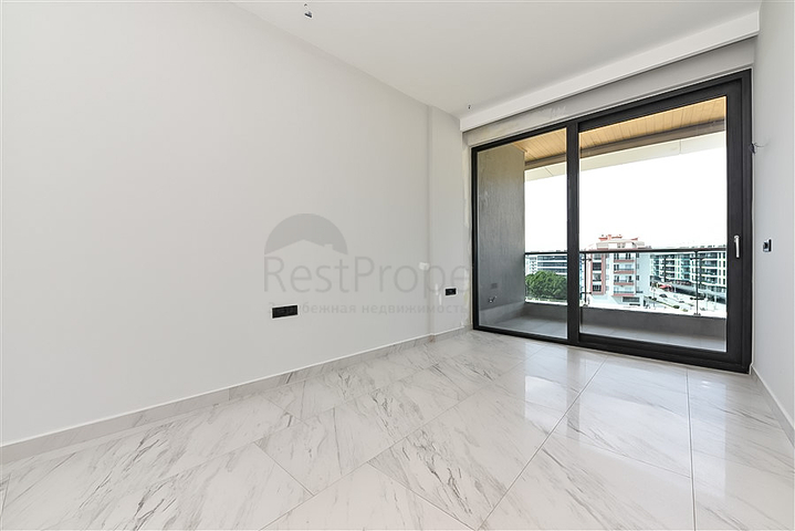 Квартира с видом на море на первой береговой линии