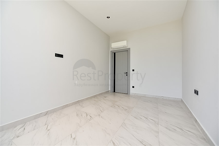 Квартира с видом на море на первой береговой линии