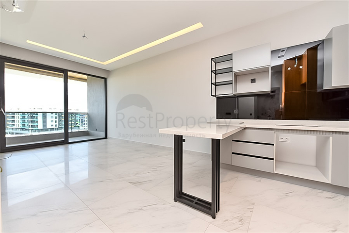 Квартира с видом на море на первой береговой линии