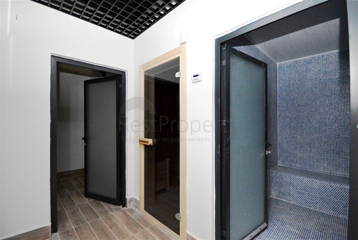 Меблированная двухкомнатная квартира планировки 1+1