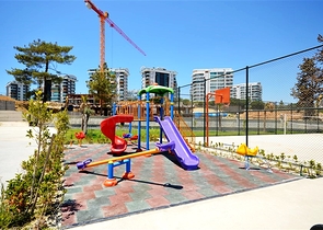 Меблированная двухкомнатная квартира планировки 1+1