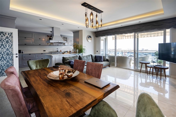 Петнхаус уникальной планировки 6+1 под ВНЖ