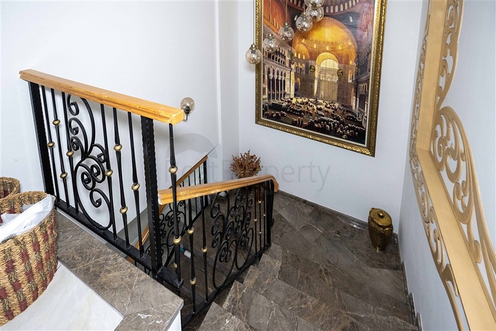 Петнхаус уникальной планировки 6+1 под ВНЖ