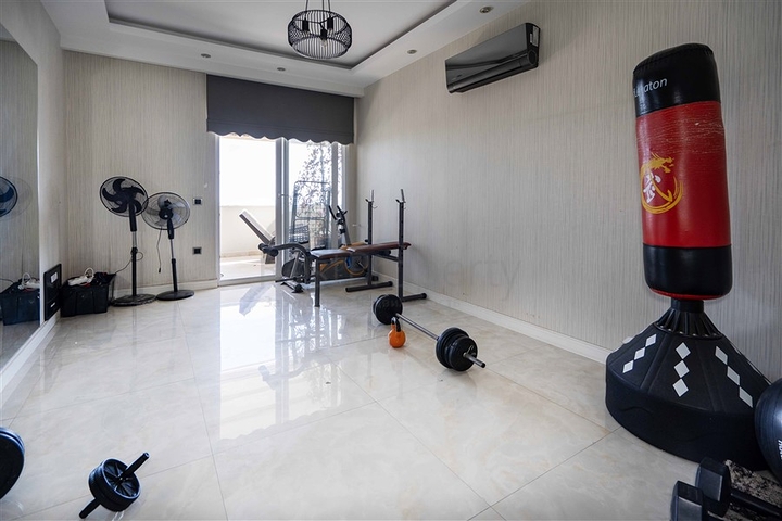 Петнхаус уникальной планировки 6+1 под ВНЖ