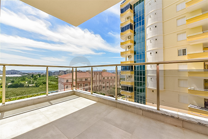 Квартира 1+1 в районе Махмутлар