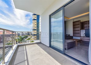 Трехкомнатная квартира в районе Махмутлар с видом на горы