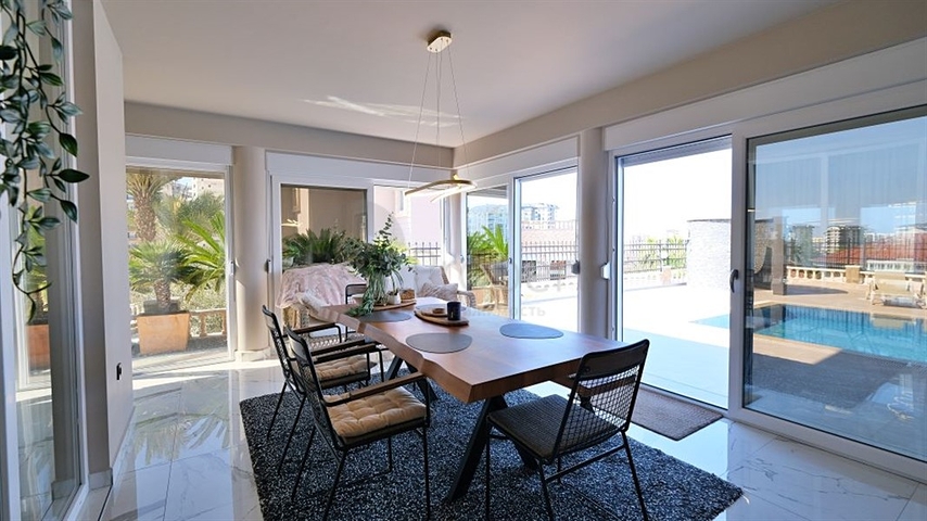 Меблированная вилла в центре Махмутлара