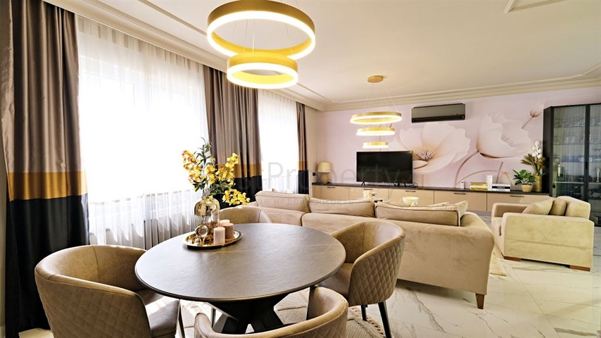 Меблированная вилла в центре Махмутлара