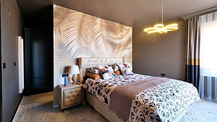 Меблированная вилла в центре Махмутлара