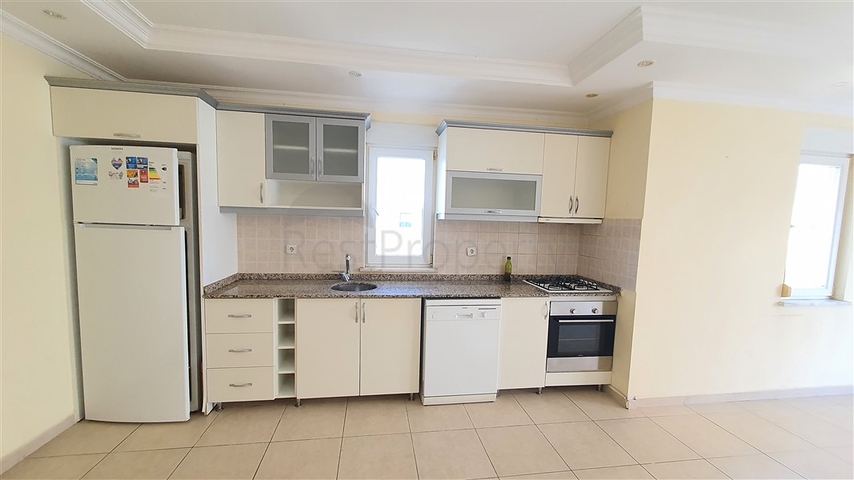 Просторная квартира 3+1 в районе Тосмур