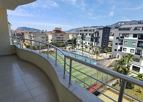 Просторная квартира 3+1 в районе Тосмур