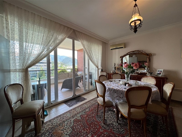 Квартира 2+1 с видом на реку Дим Чай в районе Тосмур