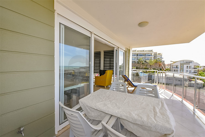 Просторный пентхаус планировкой 3+1 в районе Конаклы. 