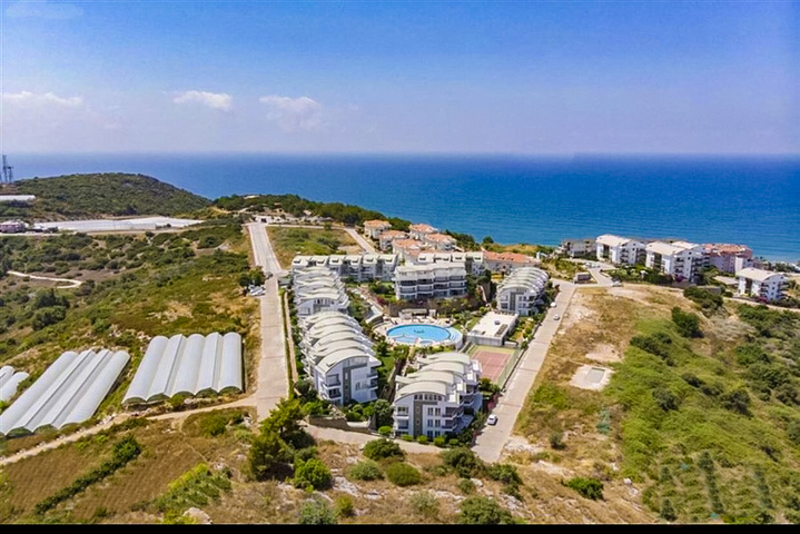 Просторный пентхаус планировкой 3+1 в районе Конаклы. 