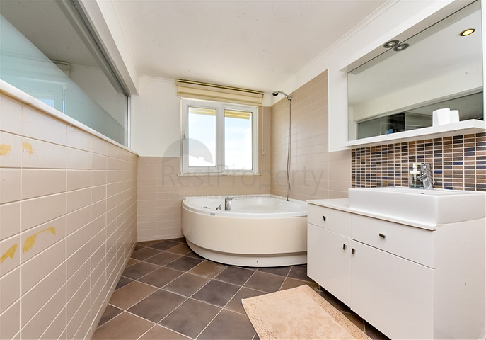 Просторный пентхаус планировкой 3+1 в районе Конаклы. 