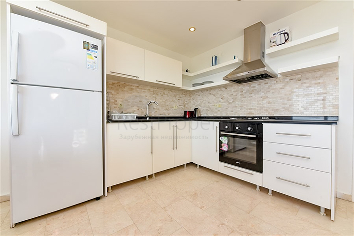 Просторный пентхаус планировкой 3+1 в районе Конаклы. 