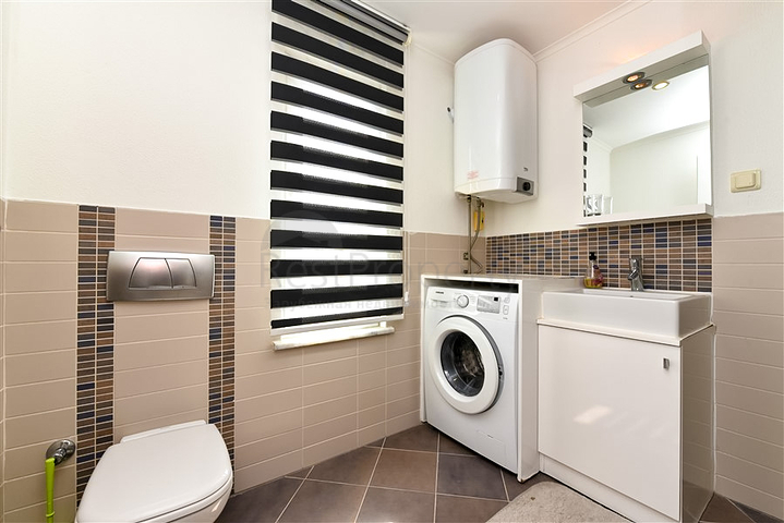 Просторный пентхаус планировкой 3+1 в районе Конаклы. 