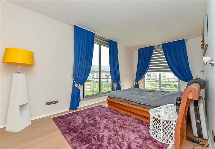 Просторная квартира в районе Оба