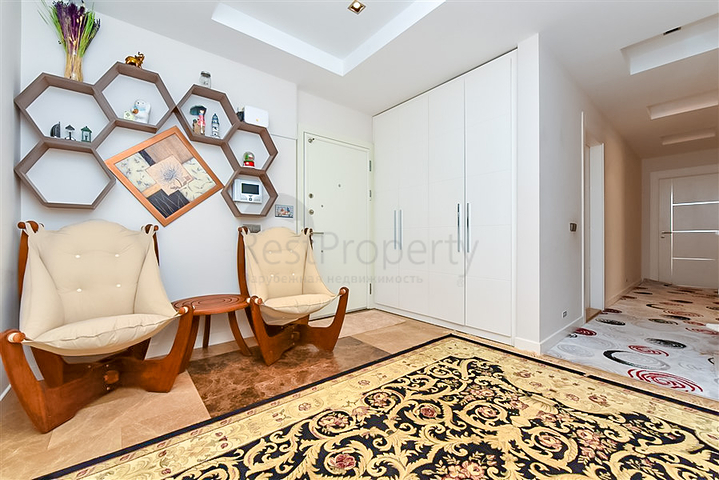 Просторная квартира в районе Оба