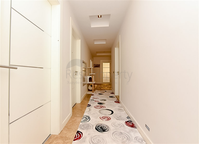 Просторная квартира в районе Оба